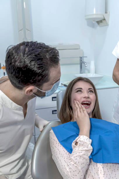 Best Walk-In Emergency Dentist in Charlotte, TN