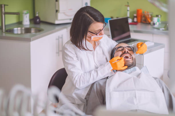 Best Emergency Tooth Extraction in Charlotte, TN